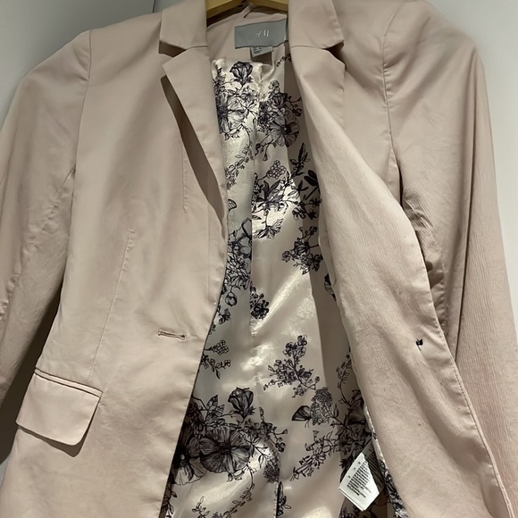 Pink Blazer - Picture 2 of 5